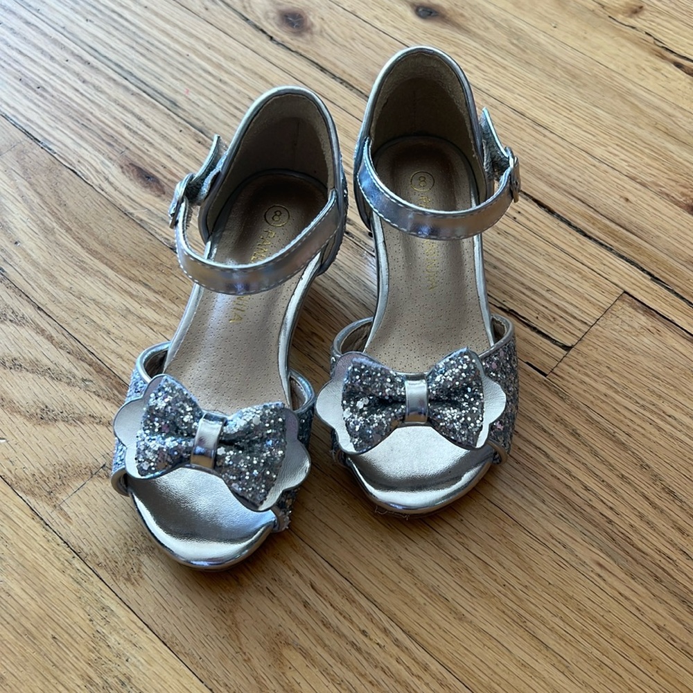 Girls silver sparkle dress shoes